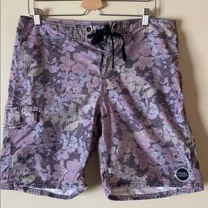 Men’s board shorts - waist 33 - Ezekiel